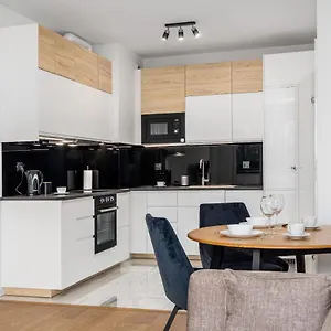  Apartament 1 Sierpnia Street